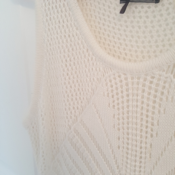 Dex linen white crochet Dress - Picture 2 of 4